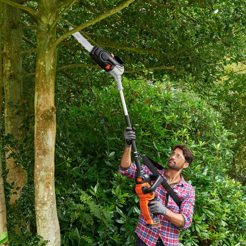 Black and Decker - SEASONMASTER Chainsaw Attachment - BCASCS61B