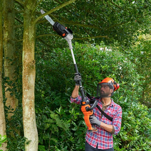 Black and Decker - SEASONMASTER Chainsaw Attachment - BCASCS61B