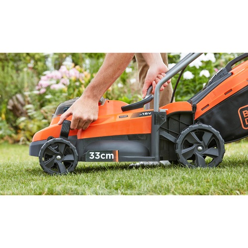Black and Decker - 33cm Cordless 2 x 18V Compact Mower Bare Unit - BCMW3318N