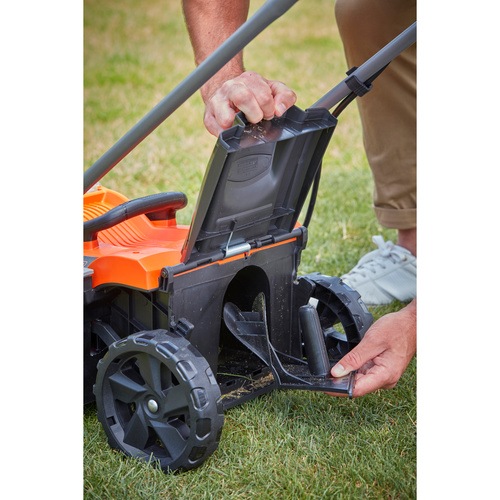 Black and Decker - 33cm Cordless 2 x 18V Compact Mower Bare Unit - BCMW3318N