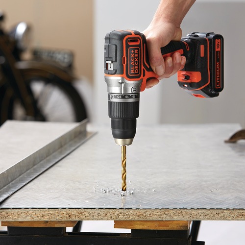 Black and Decker - 18V Lithiumion Brushless 2 Gear Hammer Drill with 2x 15Ah Batteries 400mA charger in a Kit Box - BL188KB
