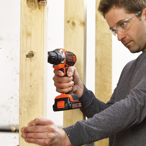 Black and Decker - 18V Multievo Multi szerszmgp frcsavaroz feltttel s 2 akkumultorral - MT218KB