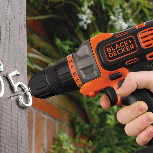 Black and Decker - 18V Multievo Multi szerszmgp frcsavaroz feltttel s 2 akkumultorral - MT218KB